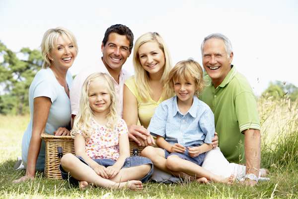 How A Family Dentist Uses Dental Bonding